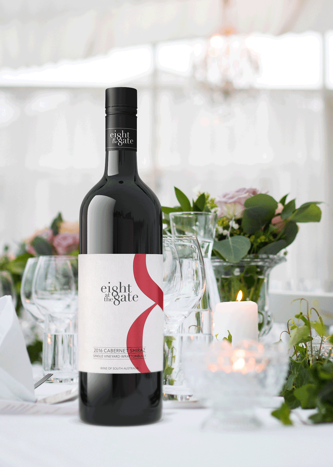 Picture of Eight at the Gate 2016 Cabernet Shiraz lifestyle image.
